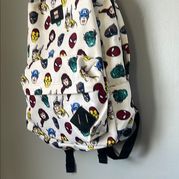 Vans Marvel Superhero Faces Backpack - Picture 2 of 12